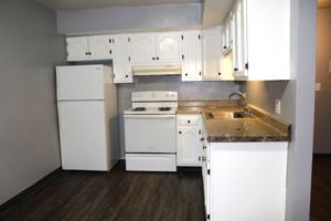 featured image of 430 W Calumet St