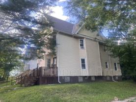 140 E Chambers St - Photo 1 of 1