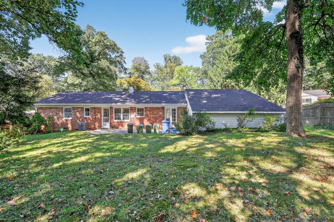 13308 Norden Drive - Photo 4 of 41