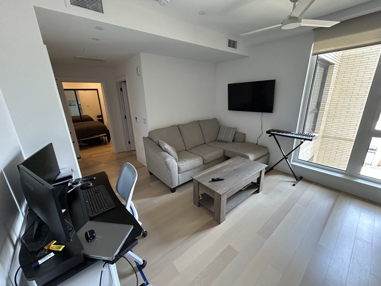 1099 Germantown Ave - Photo 3 of 20