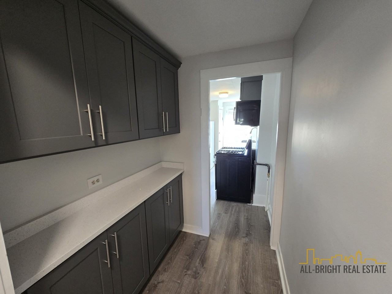362 East St #L302 - Photo 3 of 11