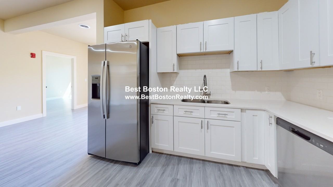 257 Washington Ave #36 - Photo 4 of 10