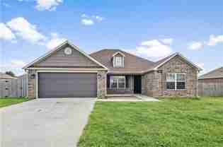 611 Lasso Ln - Photo 1 of 1