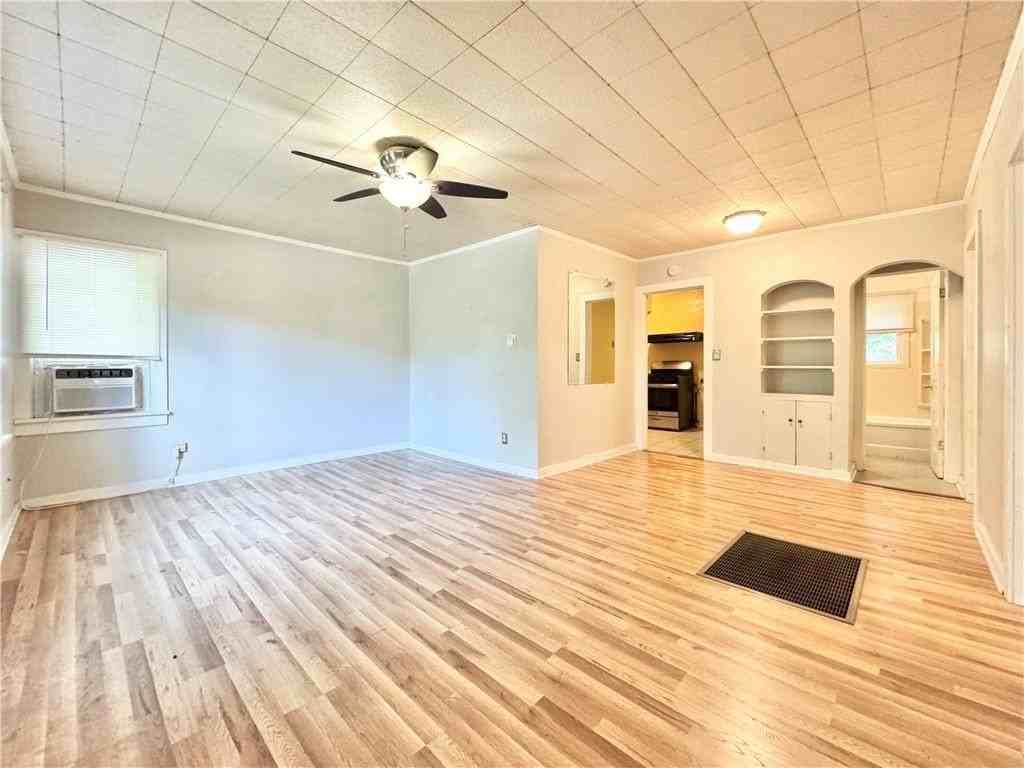 707 E Lafayette St - Photo 5 of 12