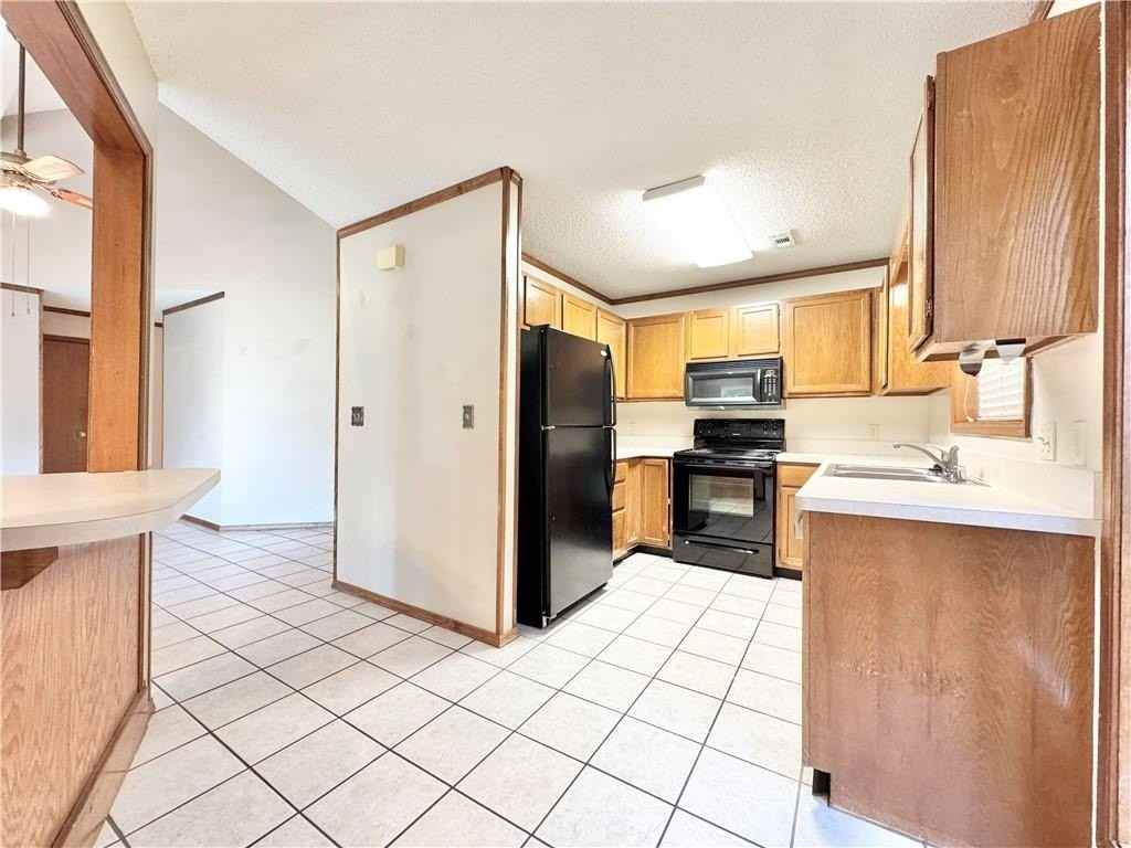 2722 E Coy Kaylor Dr - Photo 6 of 19