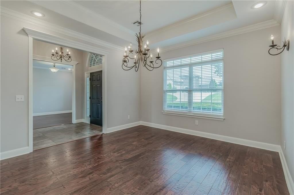 110 W Champions Blvd - Photo 6 of 32