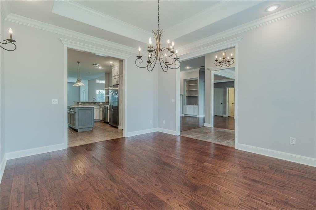 110 W Champions Blvd - Photo 7 of 32