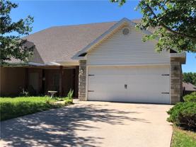 3204 Sw Windrift Ave - Photo 1 of 1