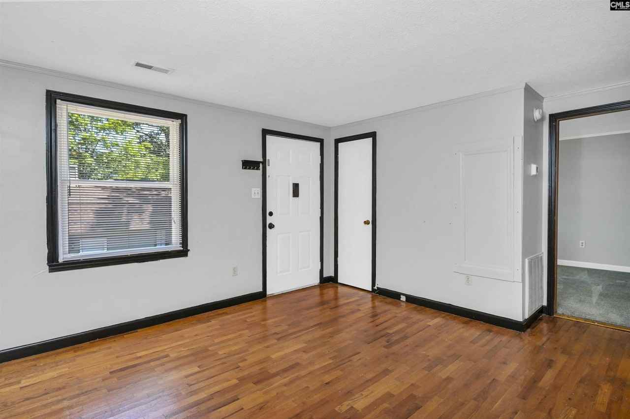 918 King St - Photo 3 of 25