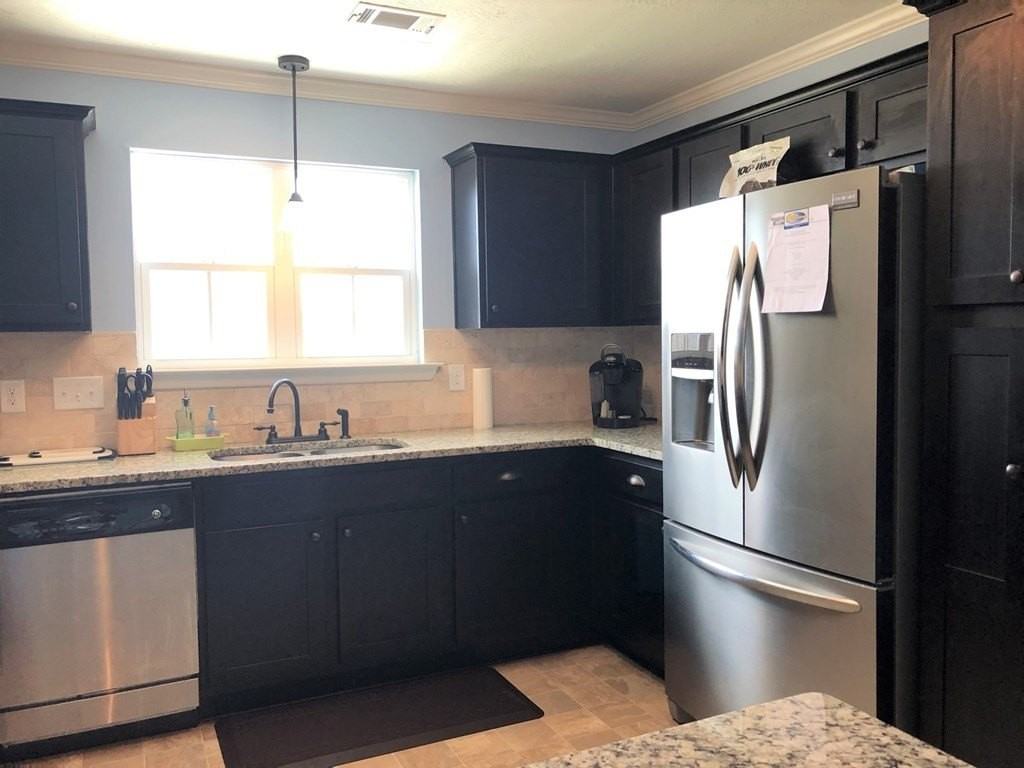 4124 Pullman Cir - Photo 6 of 15