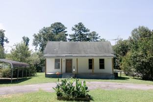213 Noble St - Photo 1 of 1