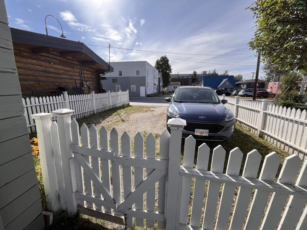 407 Fifth Avenue - Photo 5 of 25