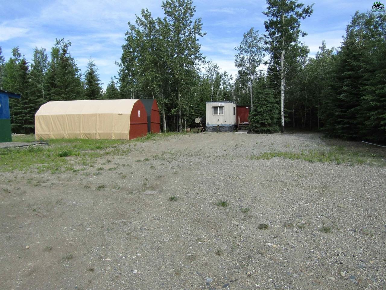 5588 Remington Rd - Photo 2 of 29