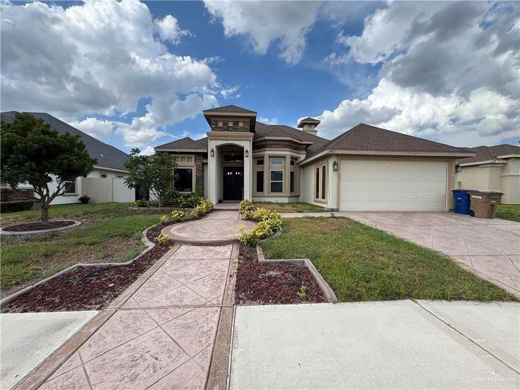 2411 Mcleod Ave - Photo 3 of 30