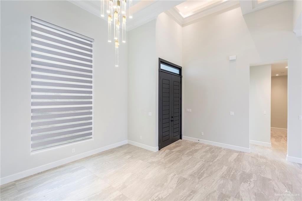 9805 N 24th St - Photo 6 of 38