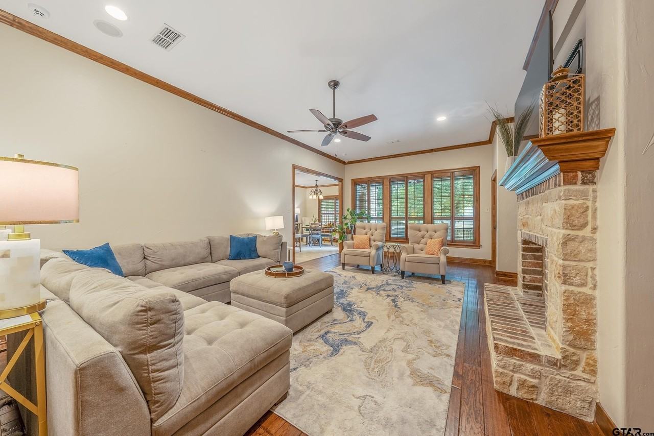 7216 Princedale - Photo 7 of 27