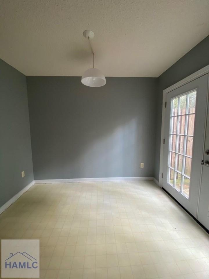 1100 Pineland Ave Apt 7a - Photo 5 of 9