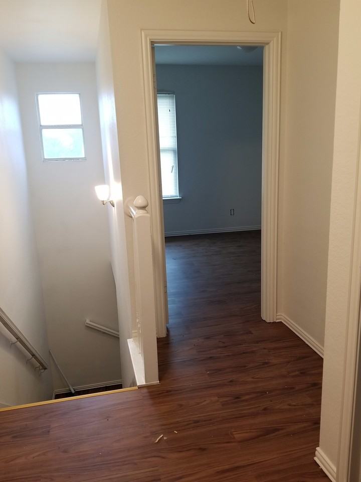 13625 Biggs Street - Photo 7 of 11