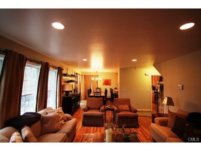 21 Candlewood Dr - Photo 3 of 18