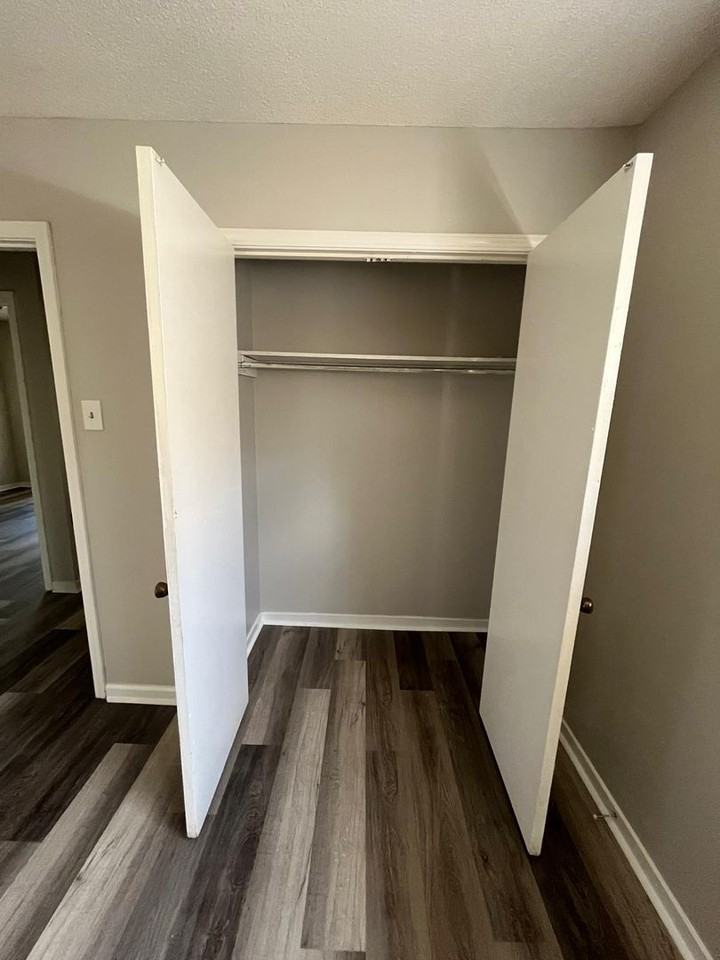 3423 Seaforth Dr - Photo 6 of 11