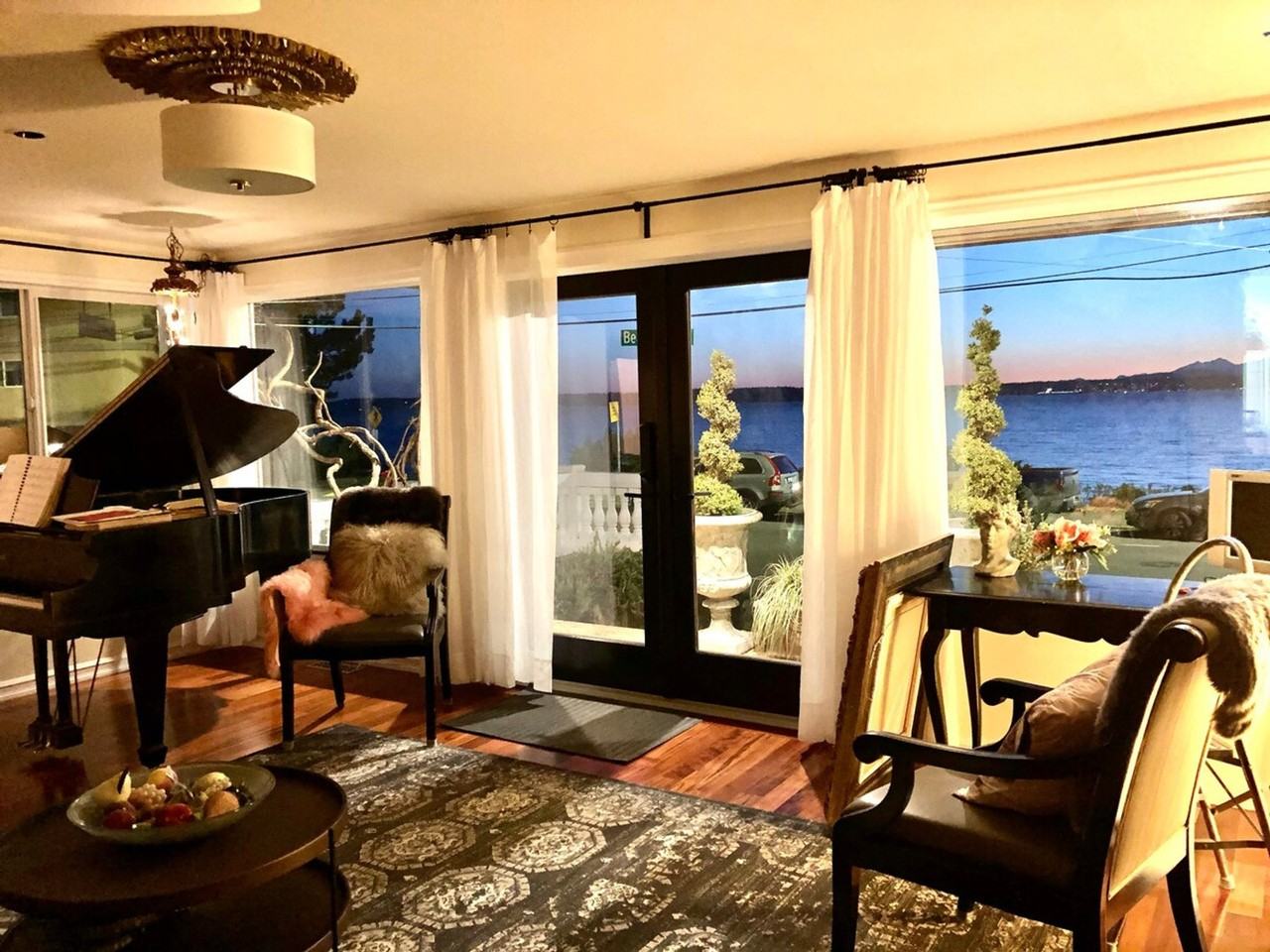 4146 Beach Dr Sw #1292054P - Photo 5 of 50