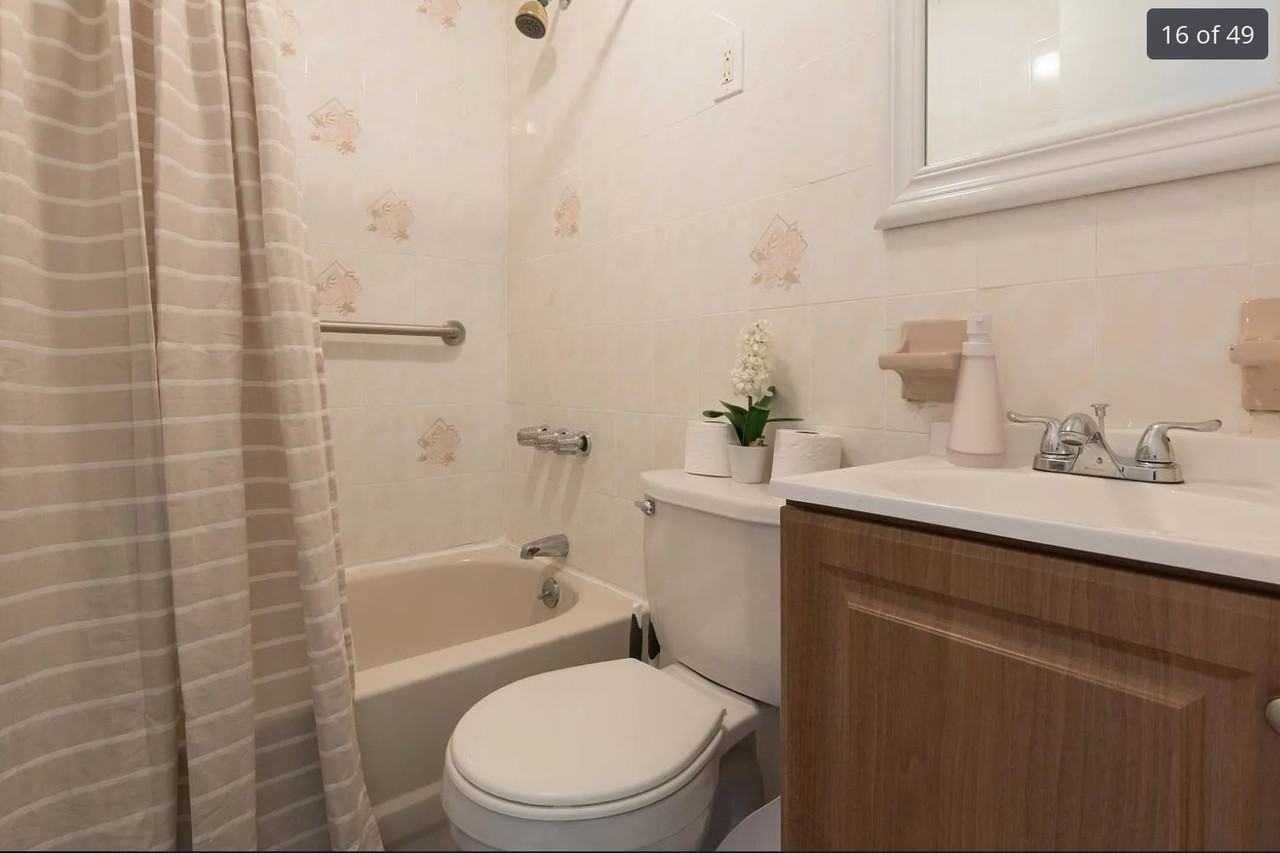 10 Saddlewood Ct #1 - Photo 4 of 12