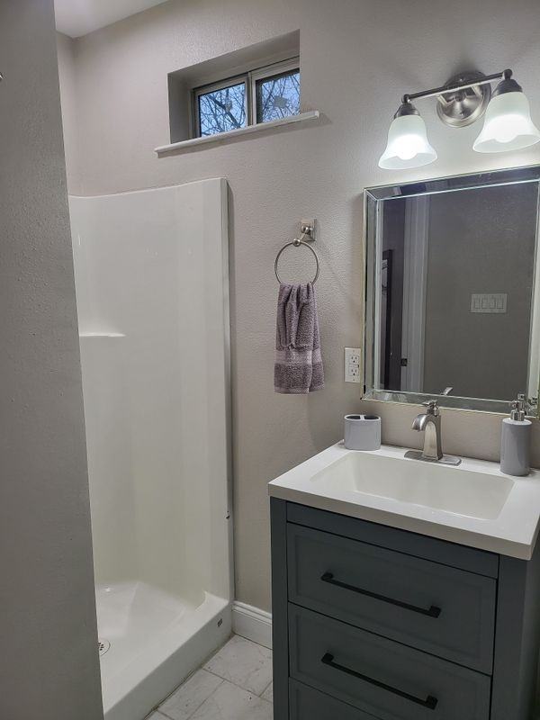 1030 Gordon St - Photo 5 of 12