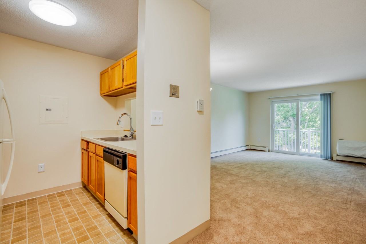 Ramblewood - Photo 5 of 30