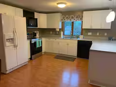 8 Woodbridge Road #1 - Photo 4 of 14