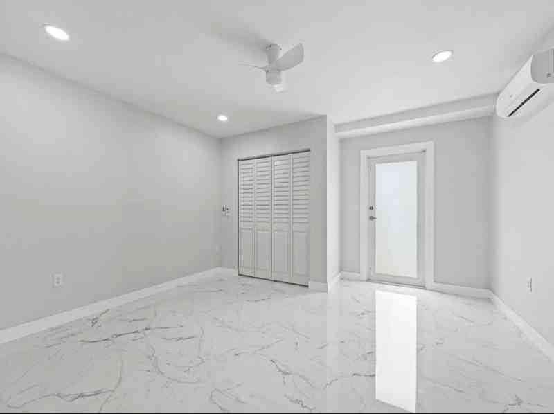 16135 Sw 86th Ter - Photo 7 of 12