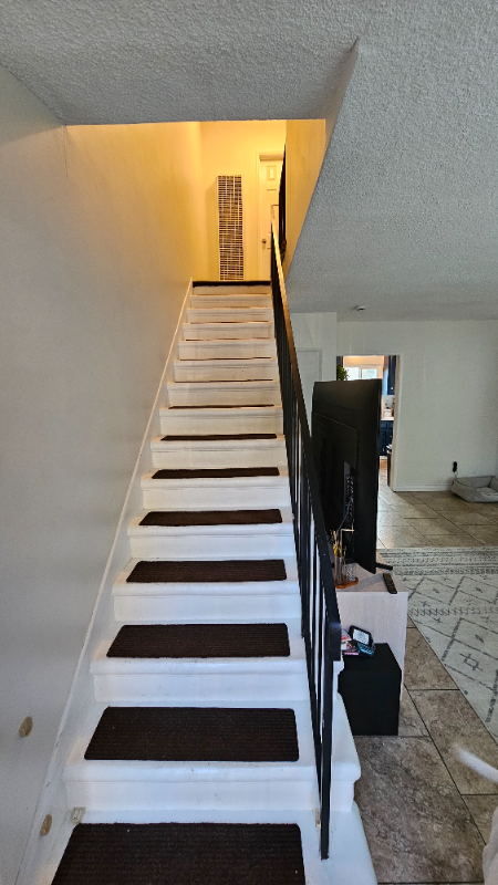 13309 Orizaba Ave - Photo 3 of 20