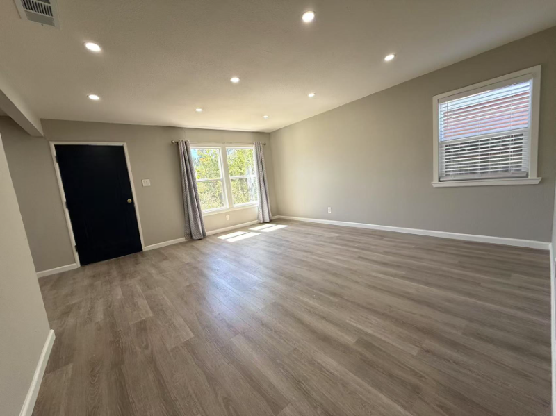 1962 Griffin Dr - Photo 2 of 15
