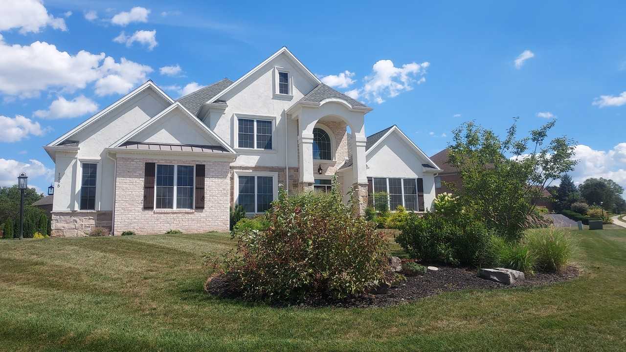 1295 Needham Cir E #NA - Photo 3 of 28