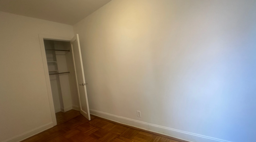 143 E 72nd St #4R - Photo 2 of 4