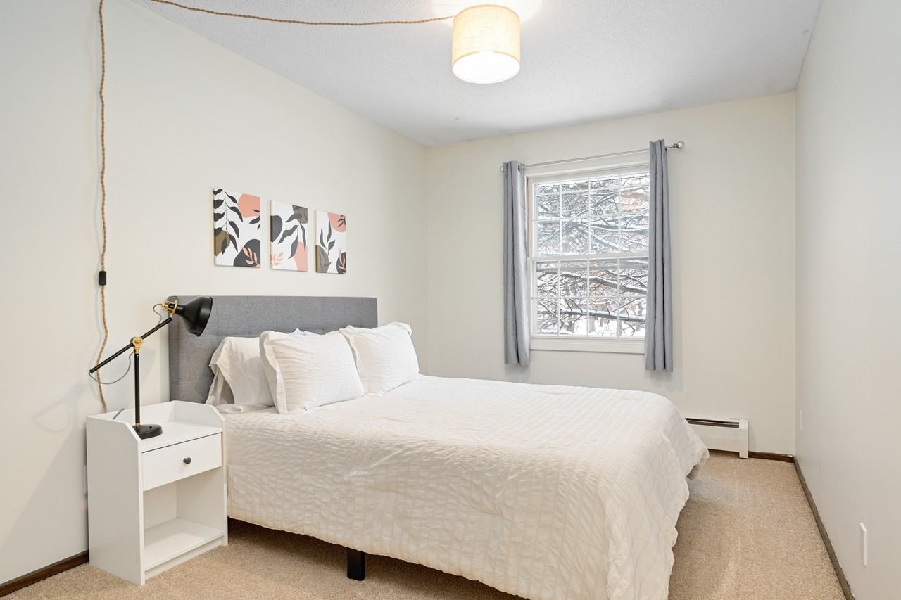 1008 Westbrooke Way #6 - Photo 5 of 9