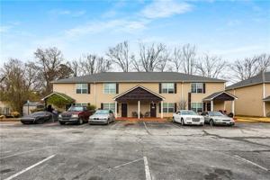 featured image of 407 Maple Lane