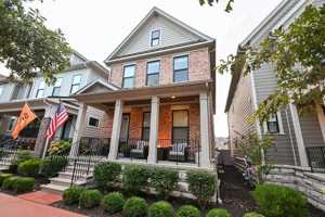 featured image of 936 W 1st Ave