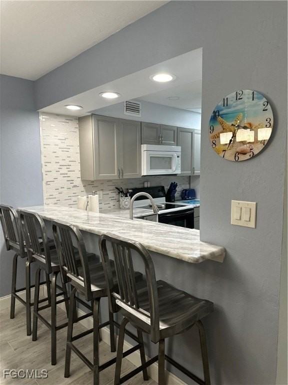 4002 Southeast 19th Avenue #106 - Photo 4 of 41