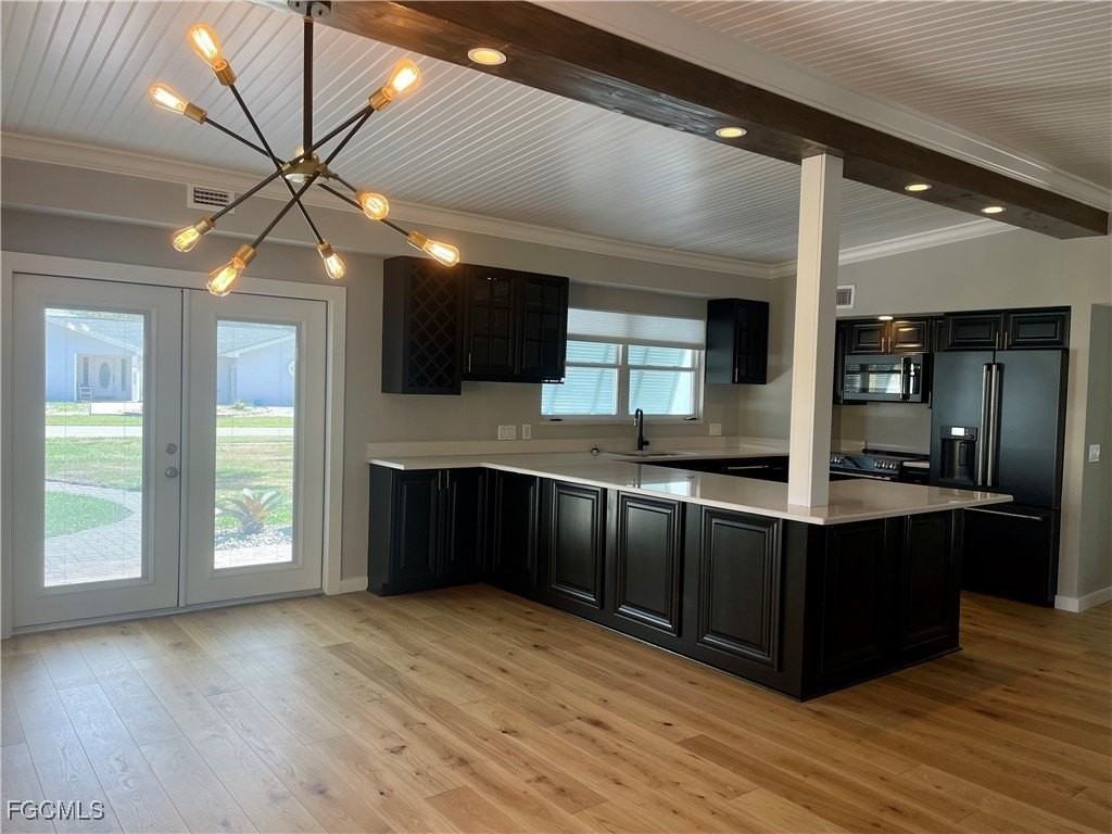 3826 Harold Ave - Photo 5 of 25