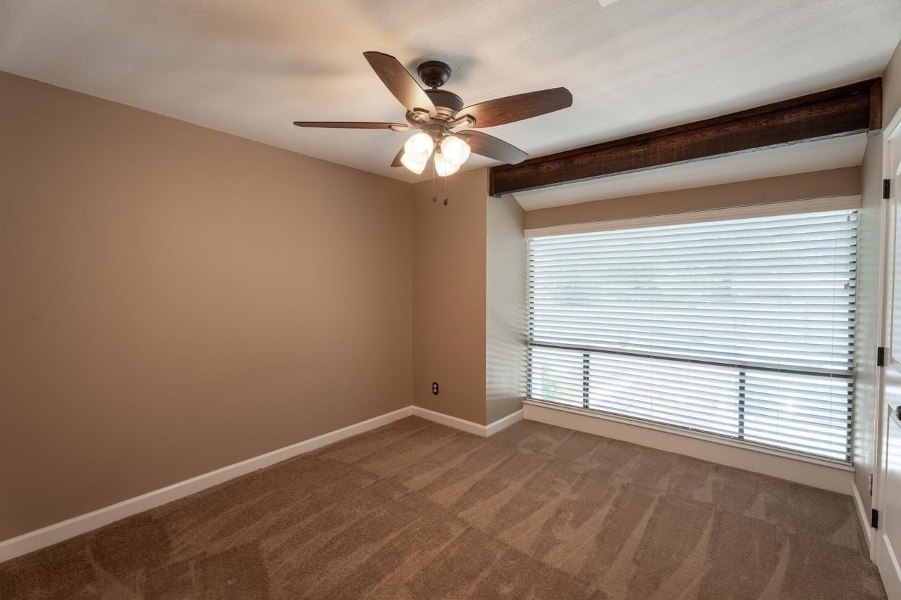 401 Hi There - Photo 7 of 18