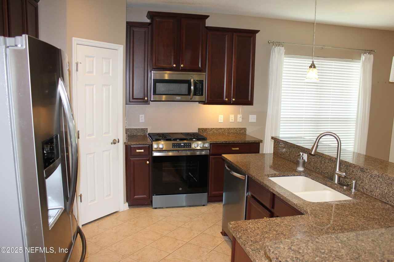 5955 Wind Cave Lane - Photo 4 of 50