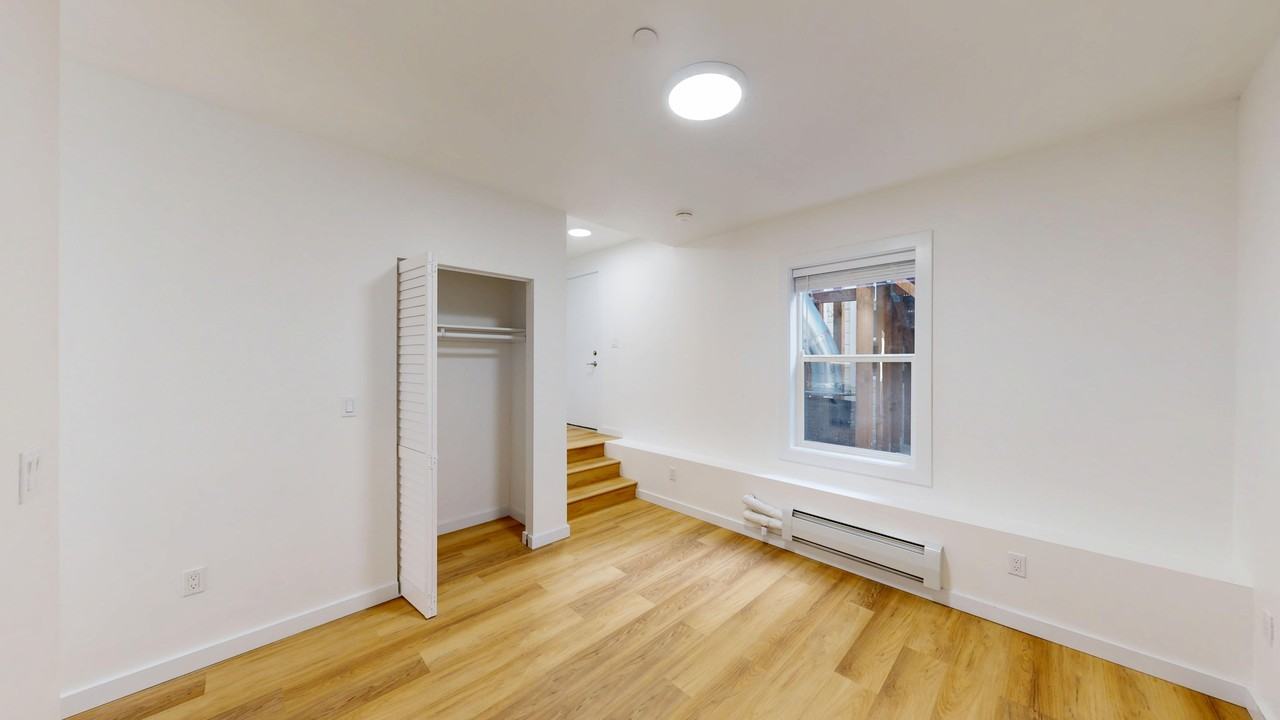 2844 Lyon Street - Photo 2 of 35