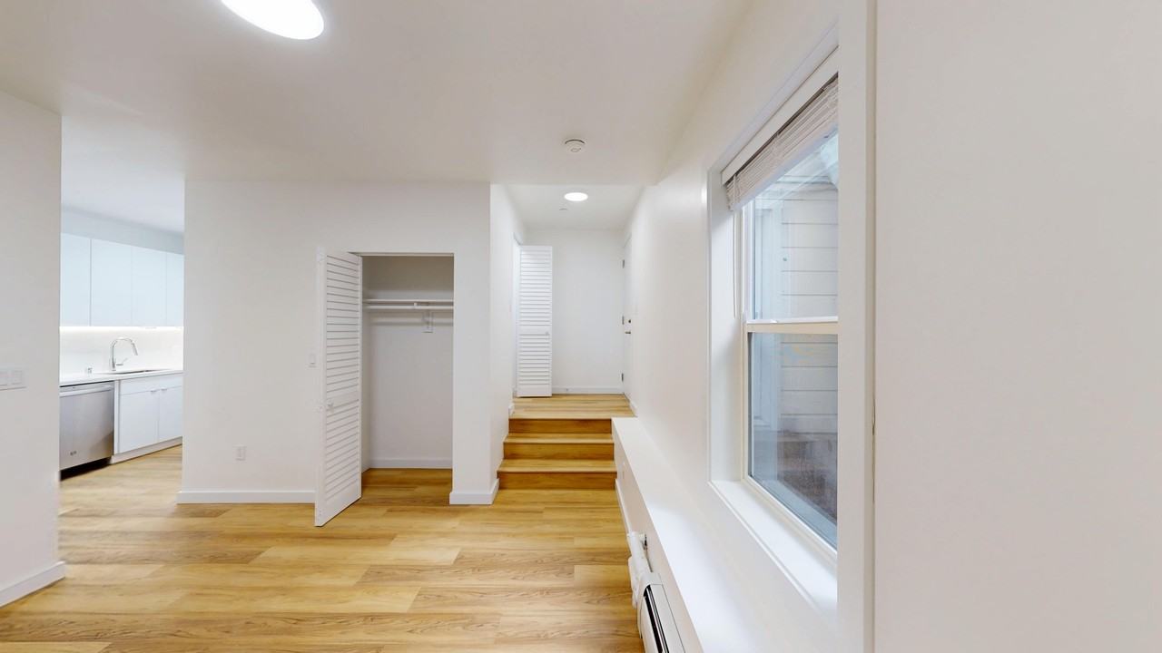 2844 Lyon Street - Photo 3 of 35