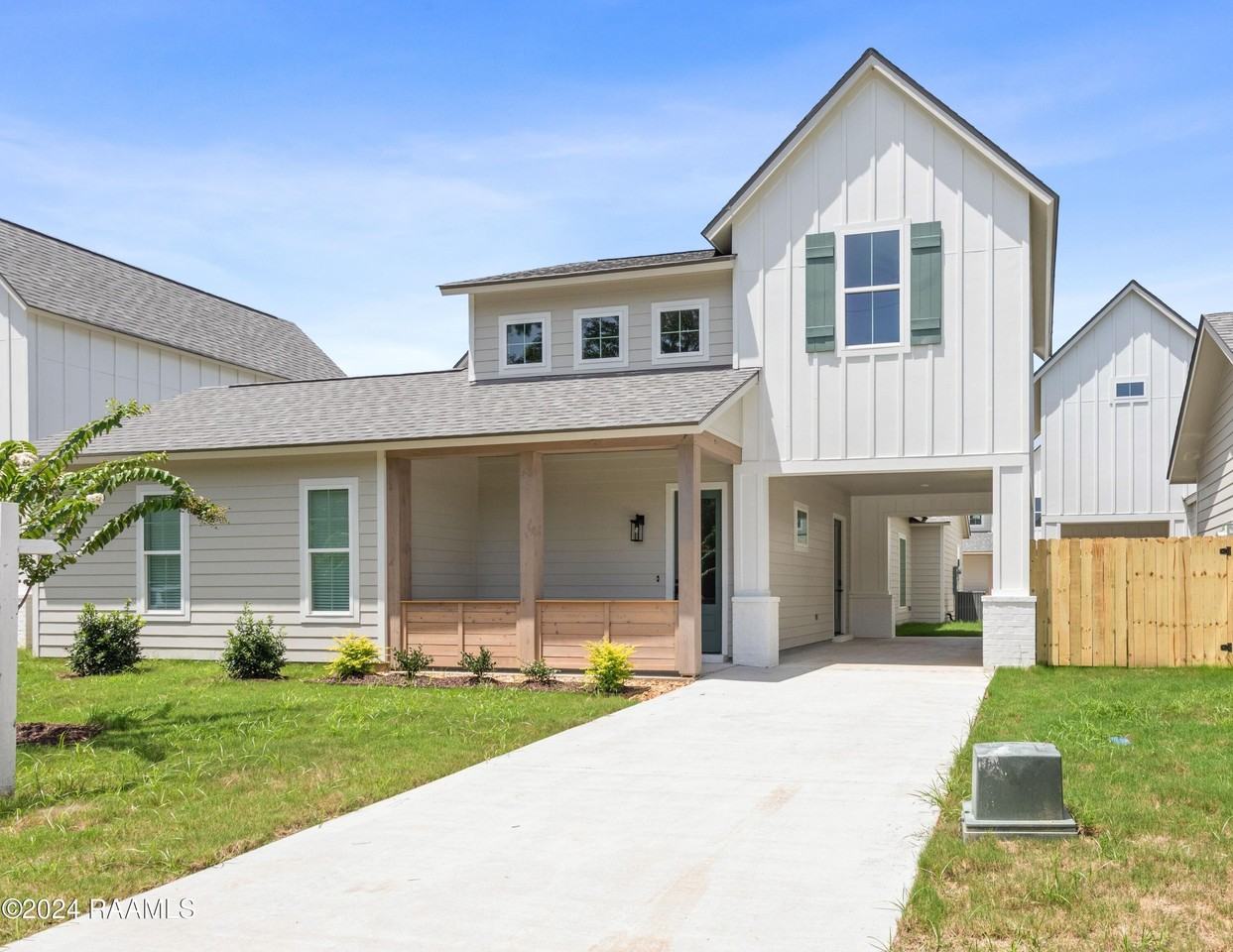 120 Mayberry Grove St