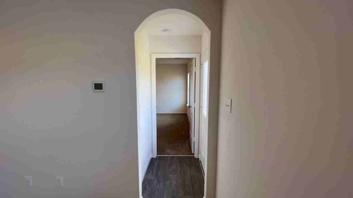 22510 Guncotton Ave - Photo 3 of 11