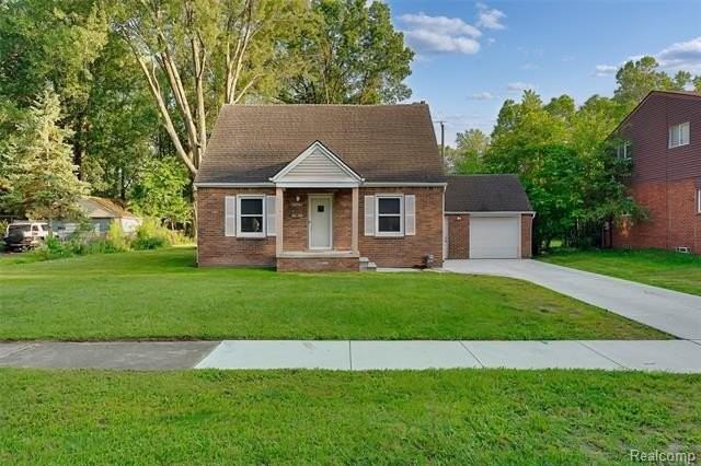 31979 Kathryn St - Photo 2 of 38