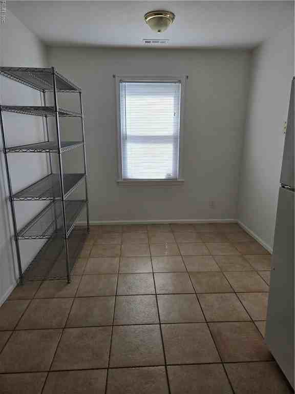 2034 Stonehurst St - Photo 4 of 8