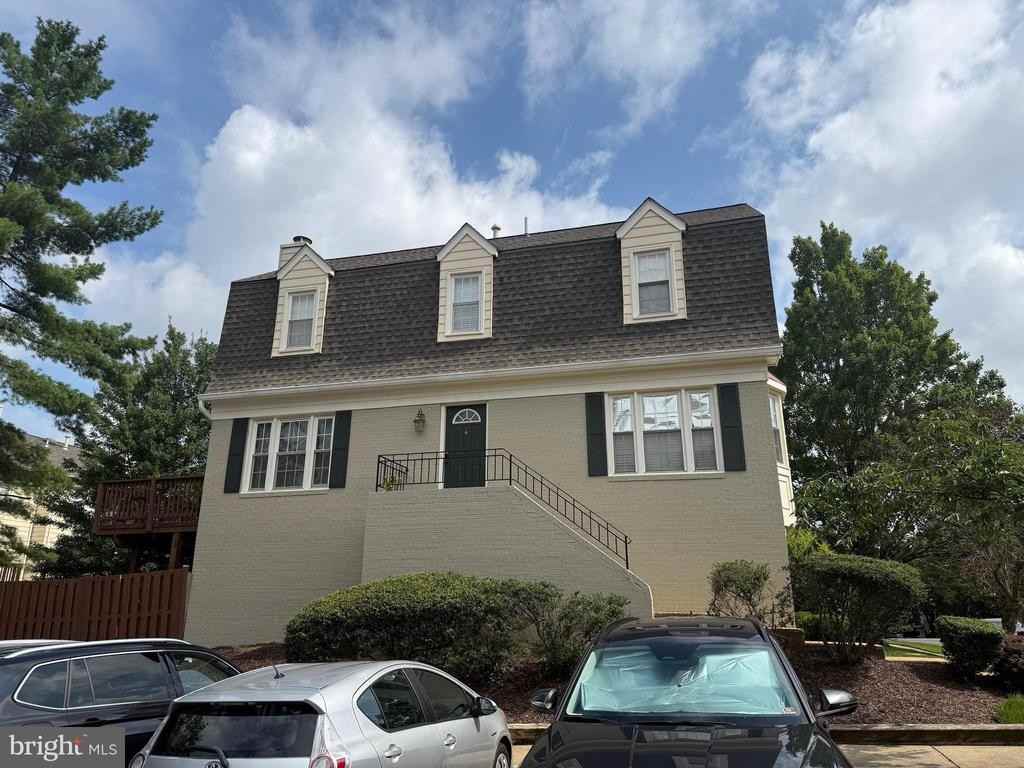 2006 Gallows Tree Ln - Photo 2 of 9