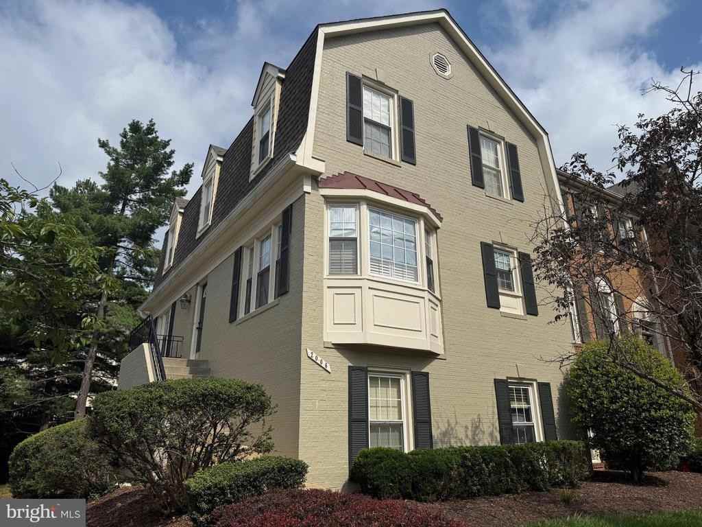 2006 Gallows Tree Ln - Photo 3 of 9