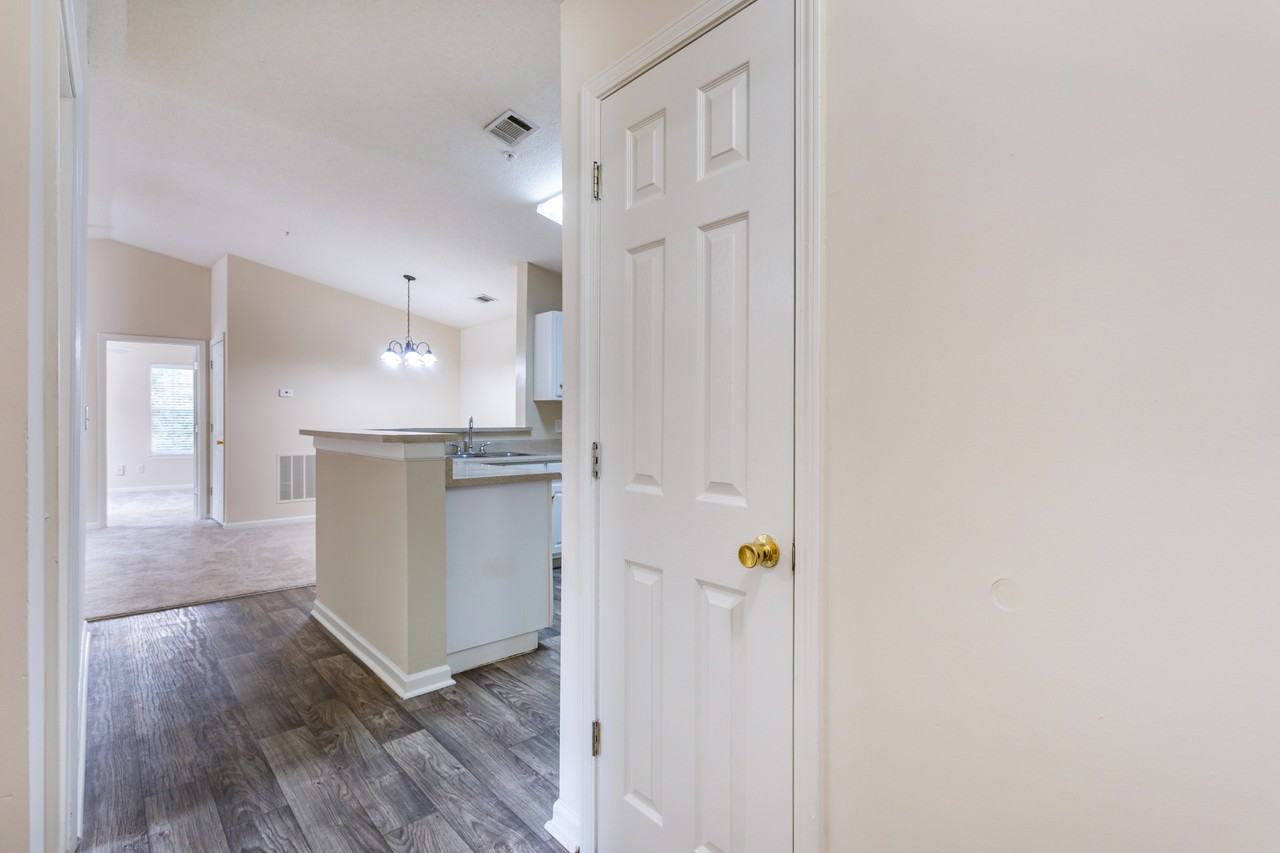 The Retreat at Grande Lake Apartments - Photo 3 of 90